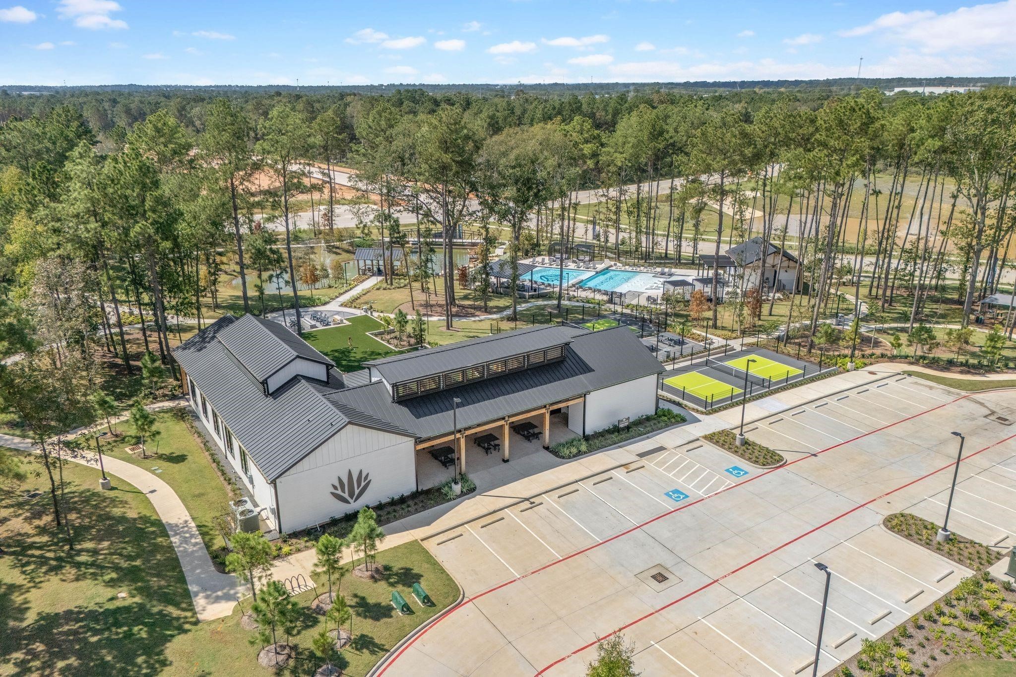 917 Sutherland Falls Street Property Photo 24