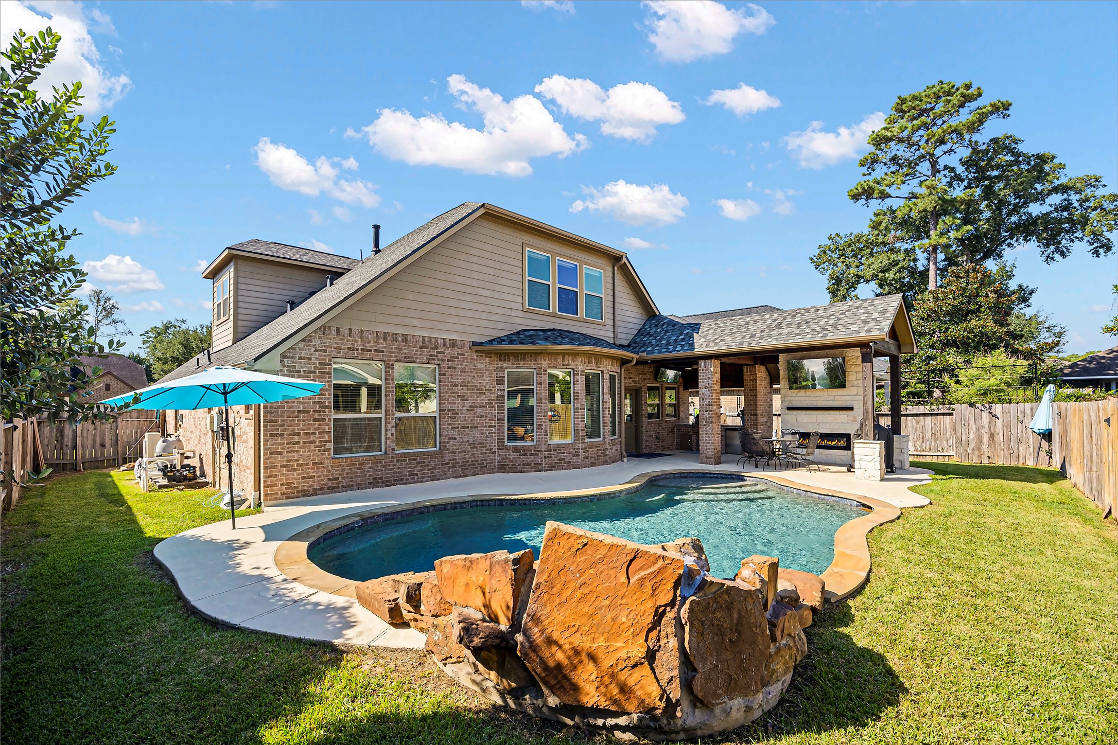 3306 Asbury Glen Court Property Photo 6