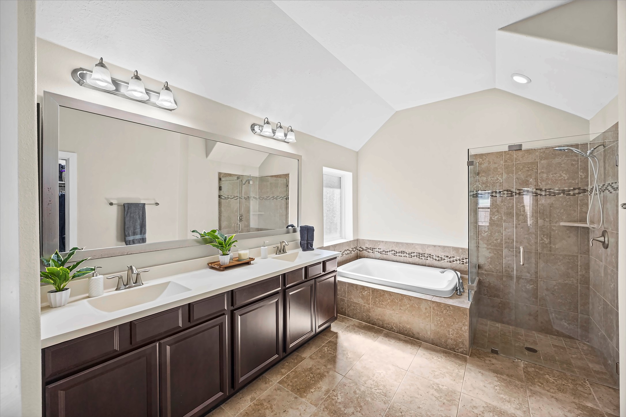3306 Asbury Glen Court Property Photo 17