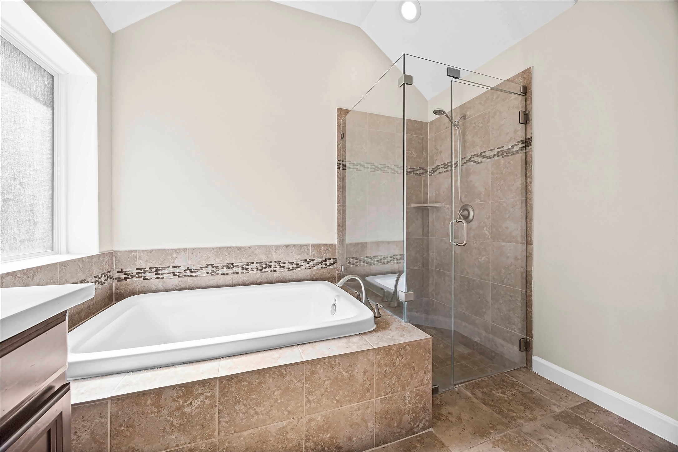 3306 Asbury Glen Court Property Photo 18