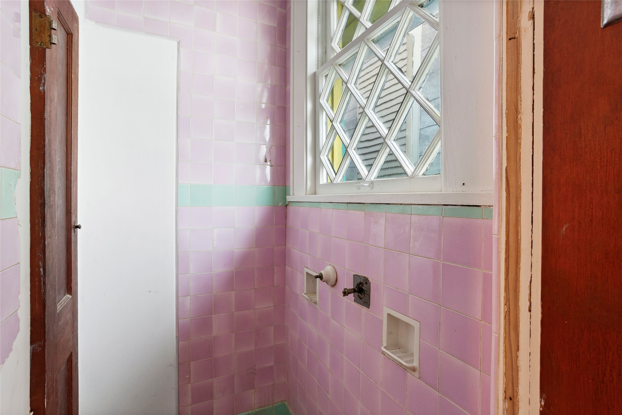 2118 Avenue K Property Photo 9