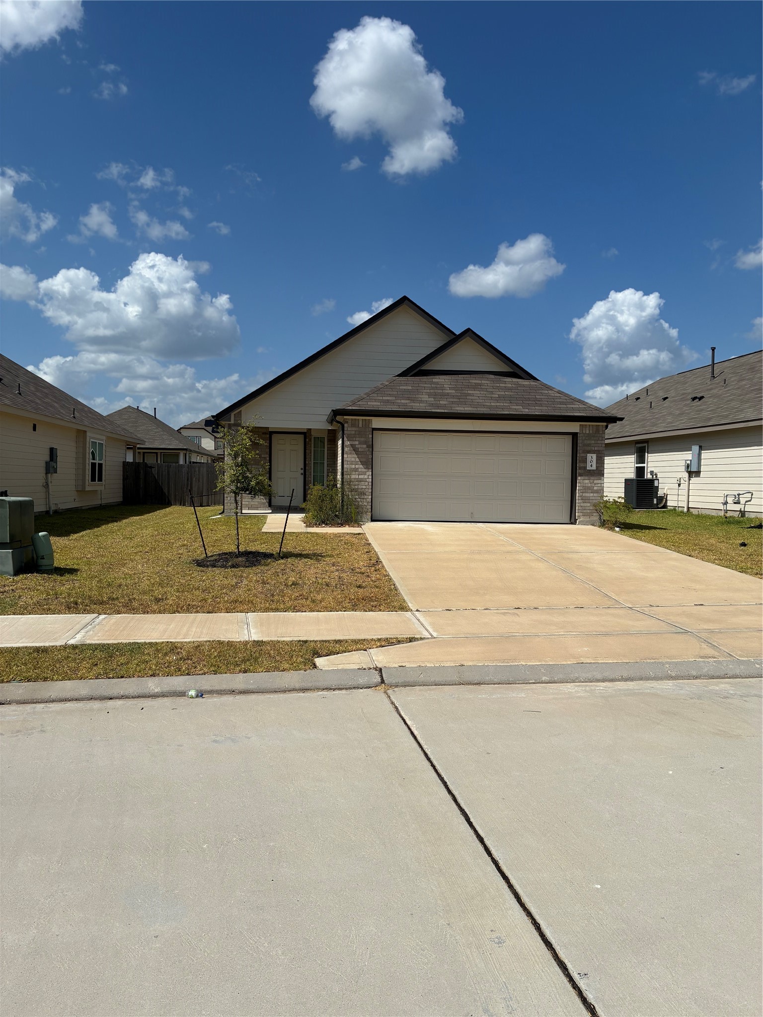 304 Caribou Court Property Photo 1