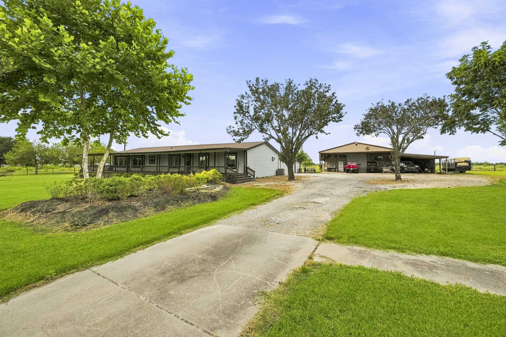 6340 Beard Rd Road Property Photo 6