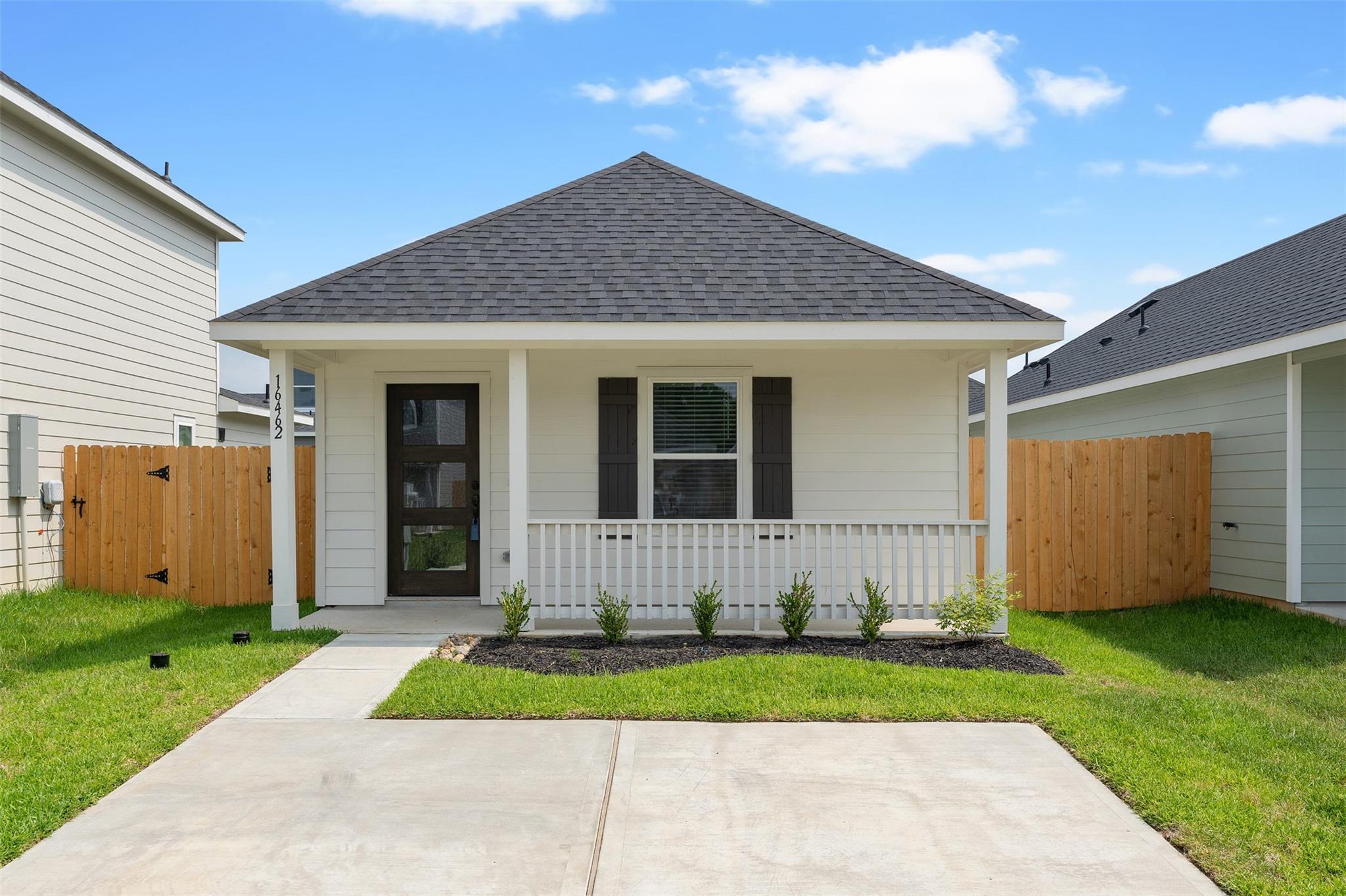16462 Valerie Marie Place, Conroe TX 77306 Property Photo 1