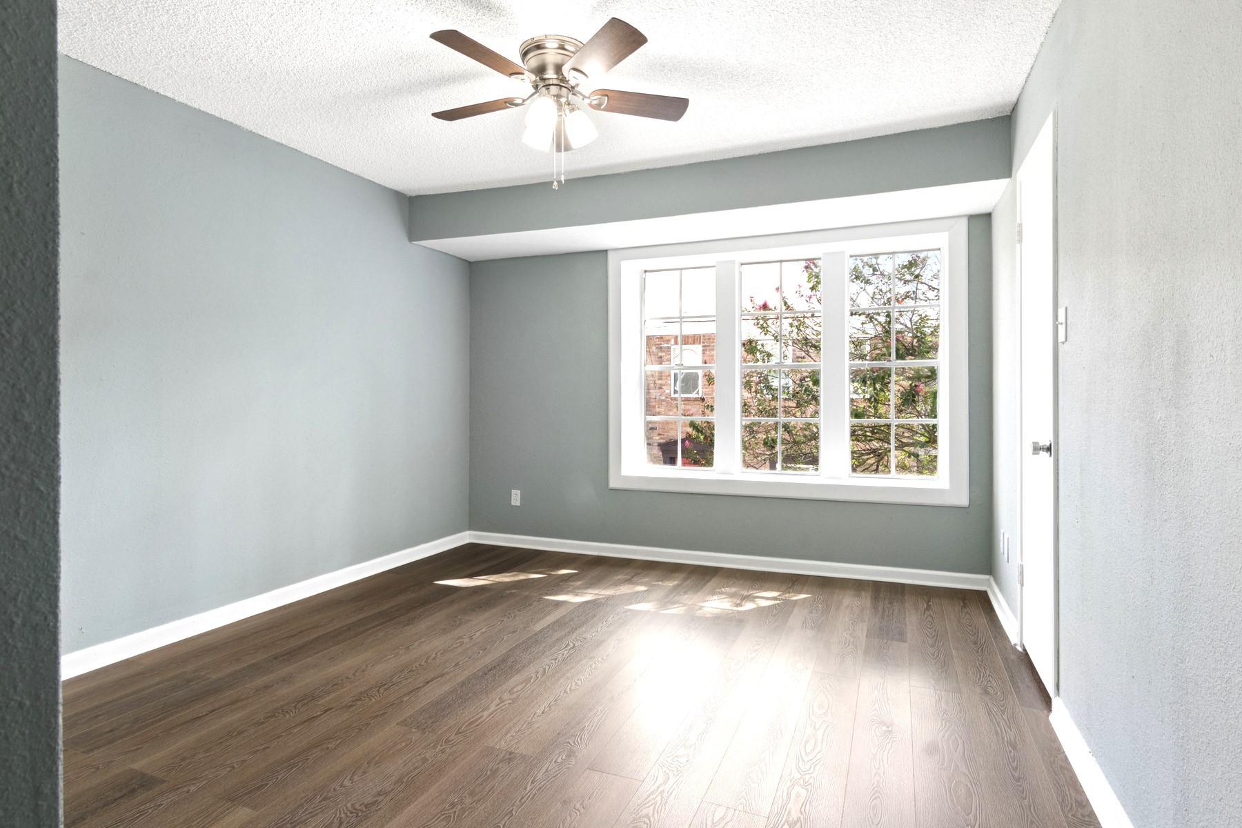 14447 Misty Meadow Lane Property Photo 11