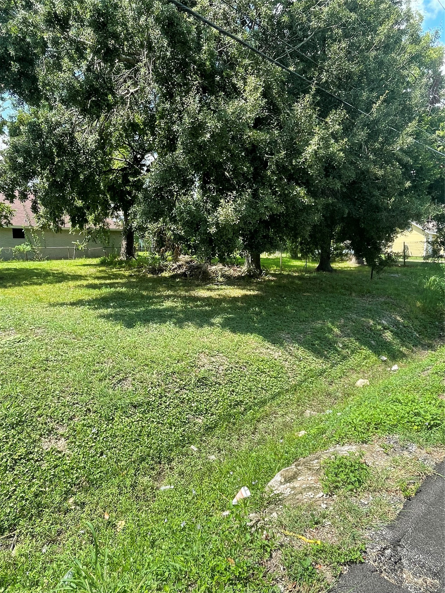 3225 Des Chaumes Street Property Photo 5