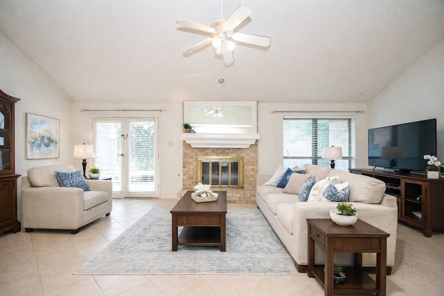 4902 Rainwater Drive Property Photo 2