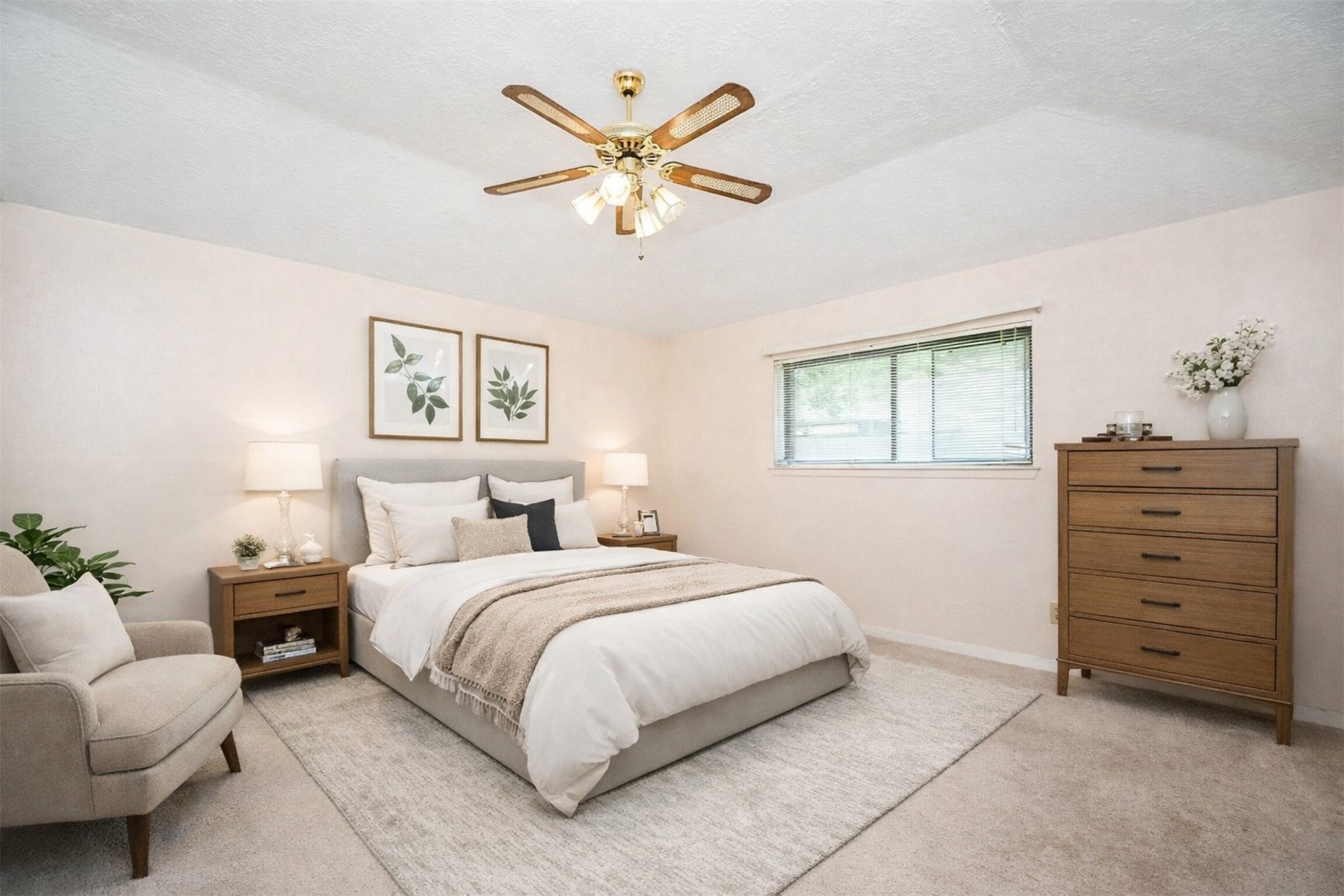 4902 Rainwater Drive Property Photo 3
