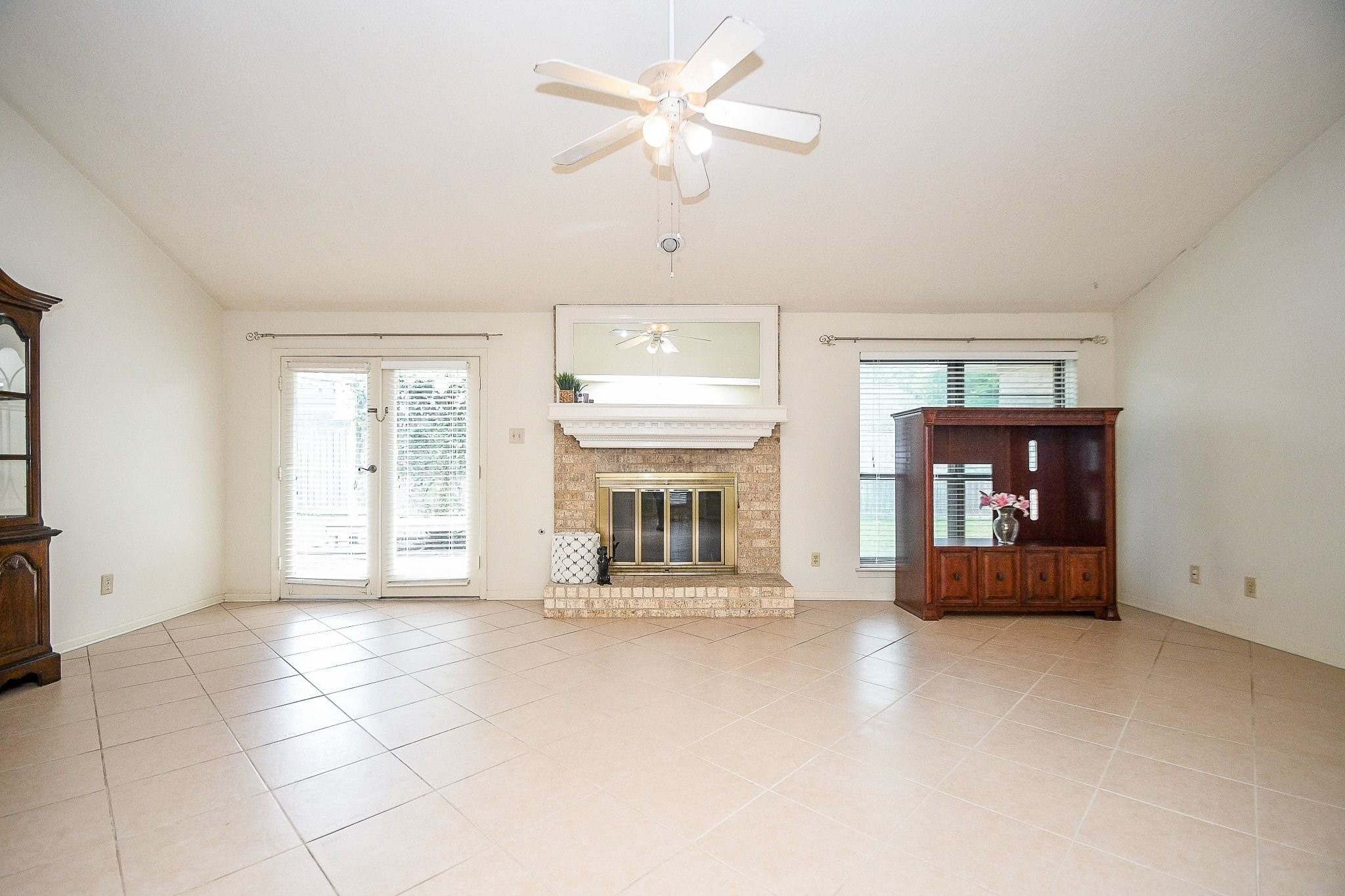 4902 Rainwater Drive Property Photo 11