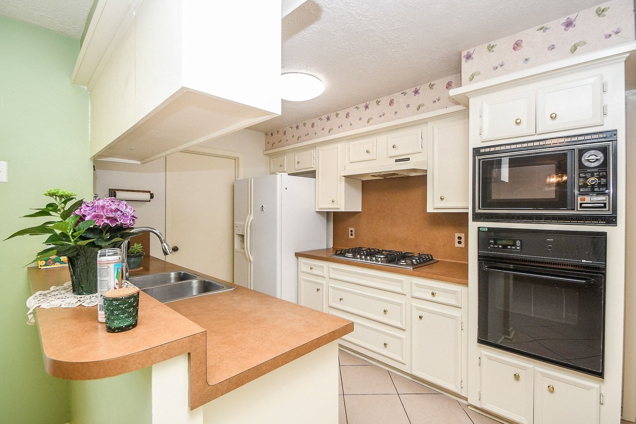 4902 Rainwater Drive Property Photo 14