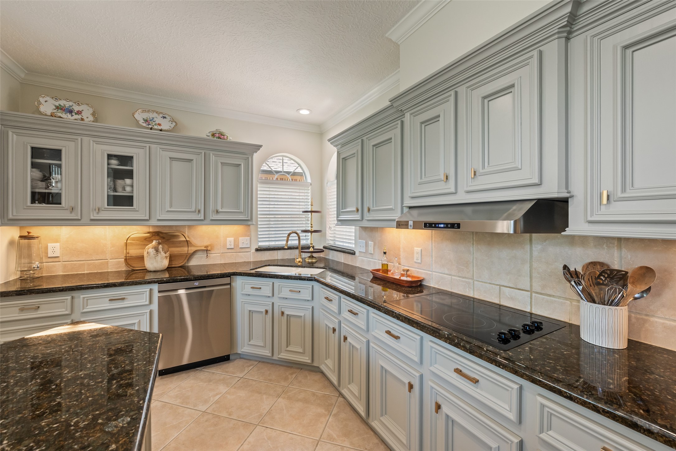 17 Bentwood Drive Property Photo 25