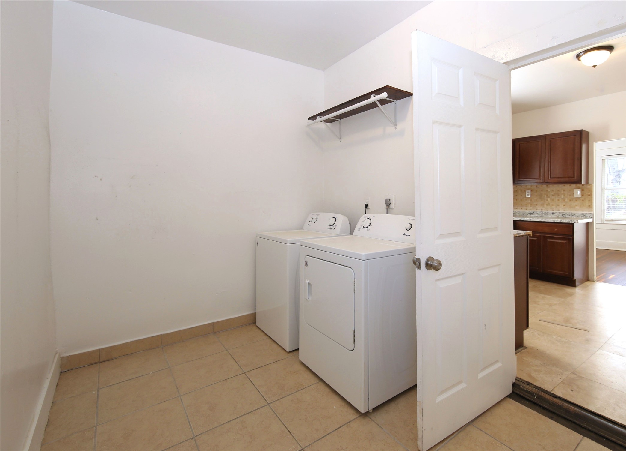 120 N Edgewood Property Photo 13