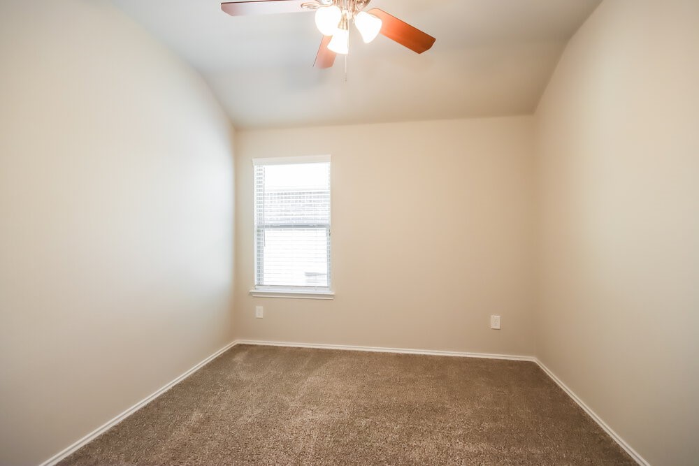 20117 Lecrete Mill Drive Property Photo 10