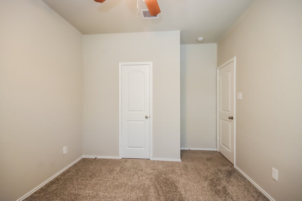 20117 Lecrete Mill Drive Property Photo 12