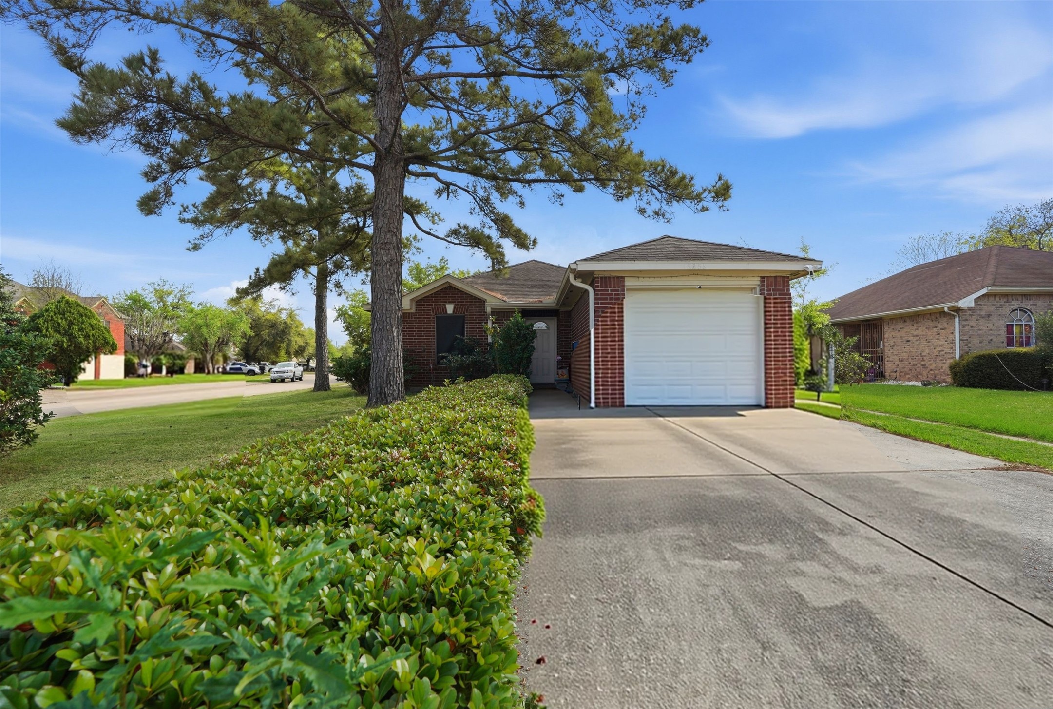 15258 Ferness Lane Property Photo 1