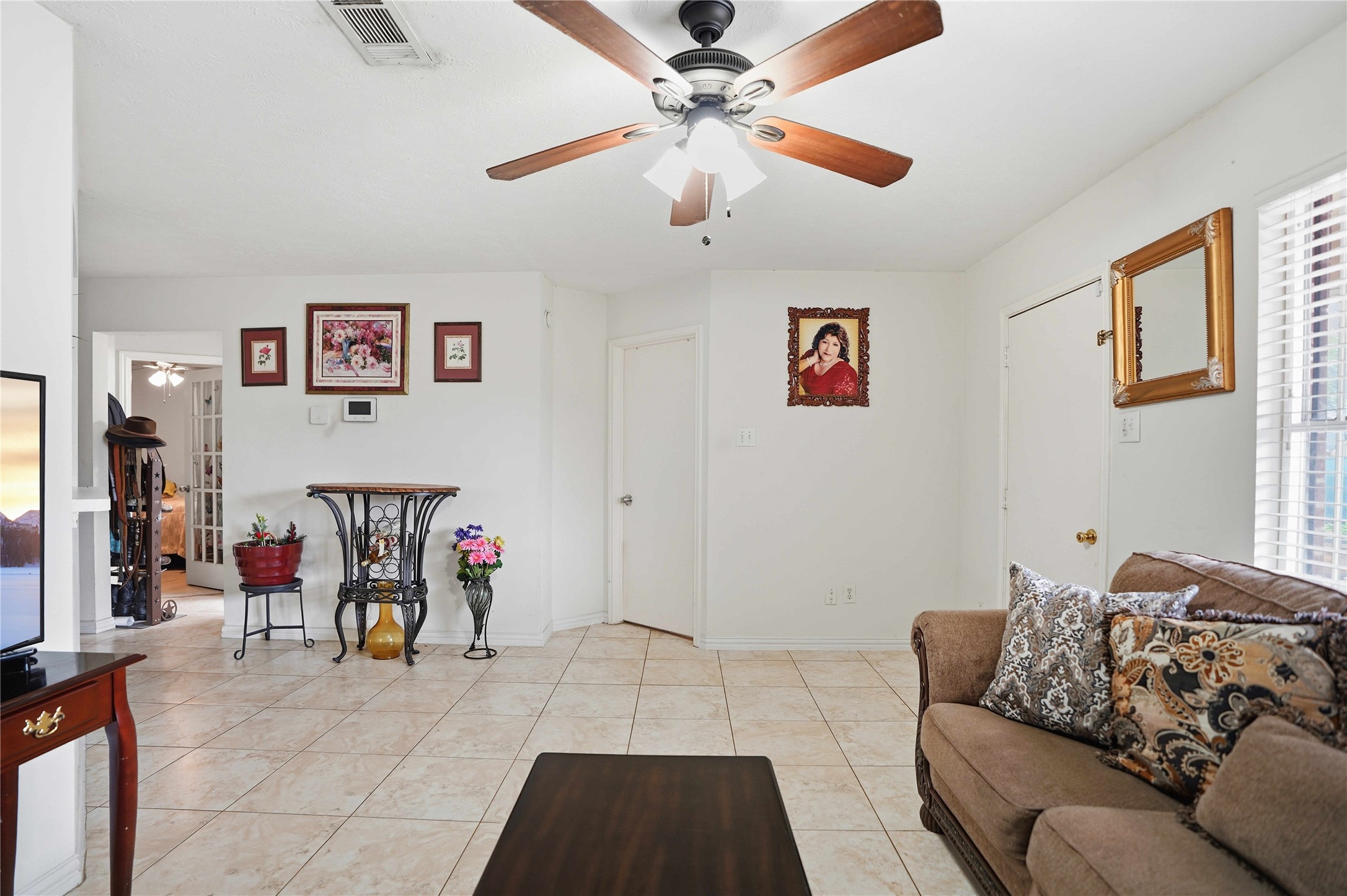 15258 Ferness Lane Property Photo 6