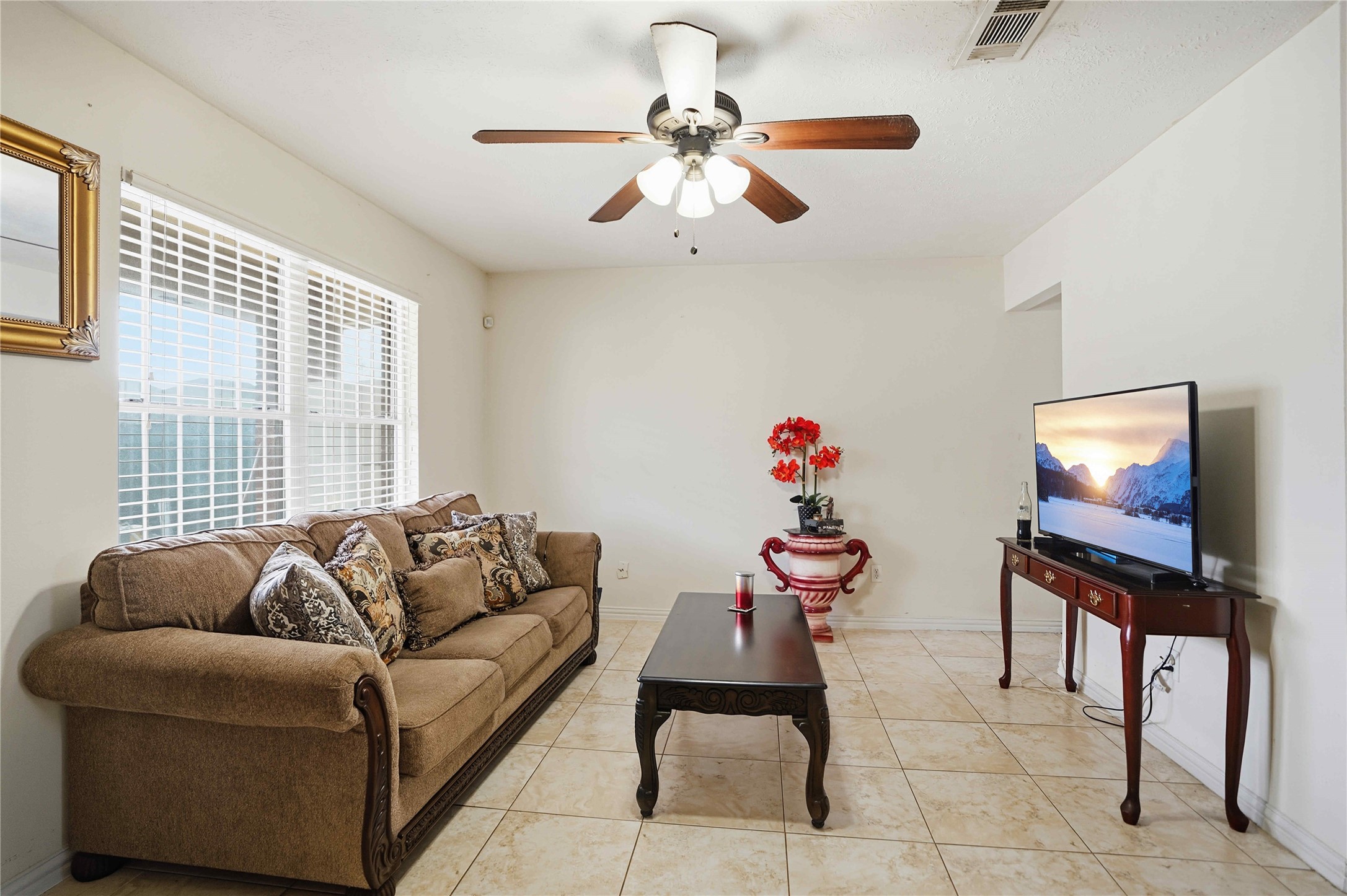 15258 Ferness Lane Property Photo 7