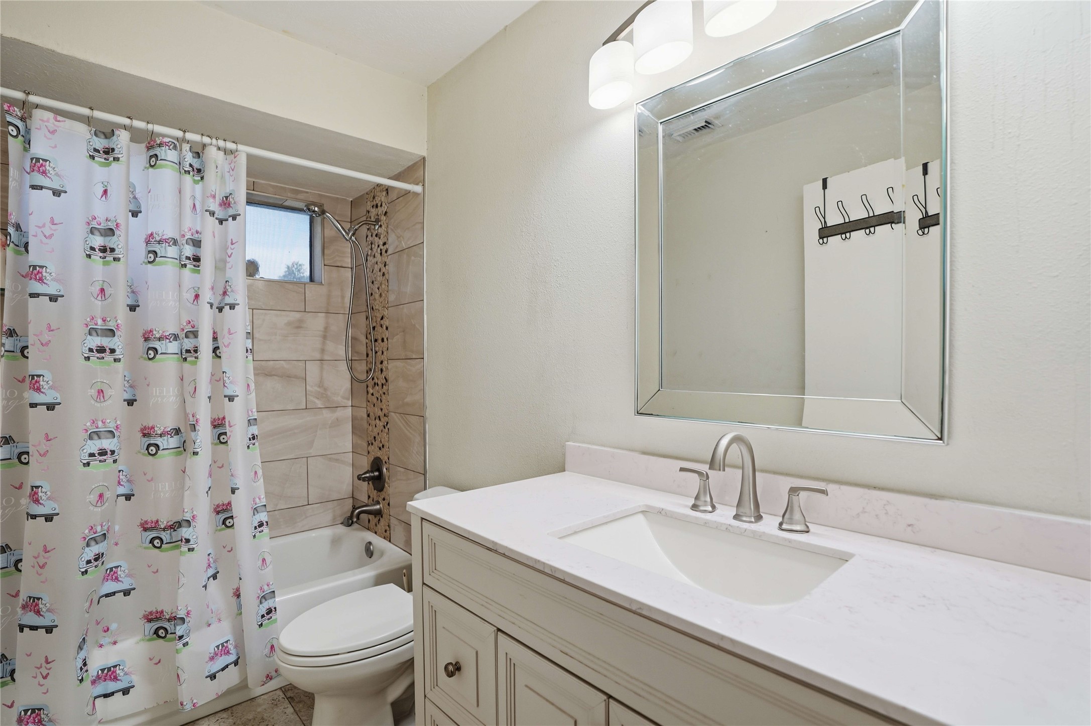 15258 Ferness Lane Property Photo 12