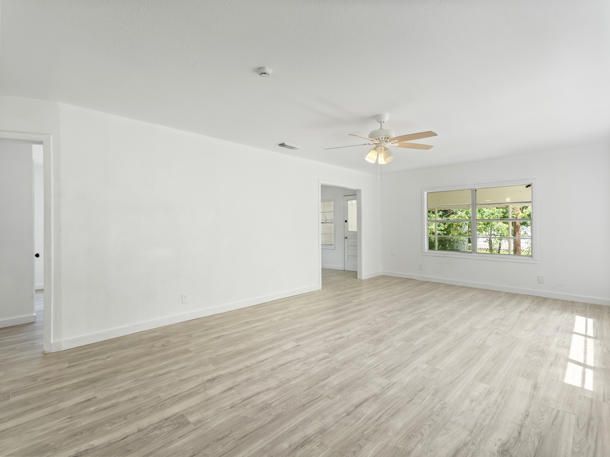 2616 Elm Avenue Property Photo 10