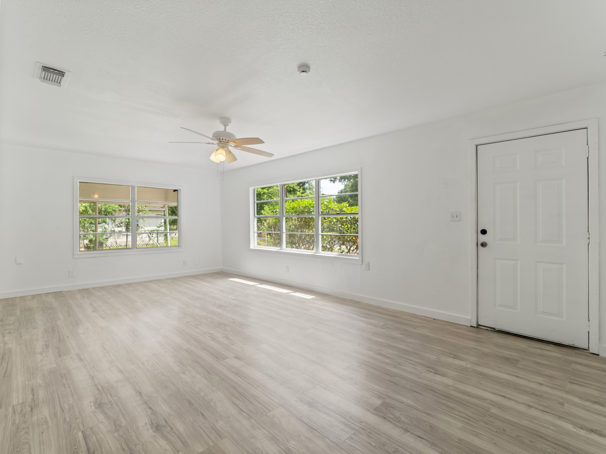 2616 Elm Avenue Property Photo 19