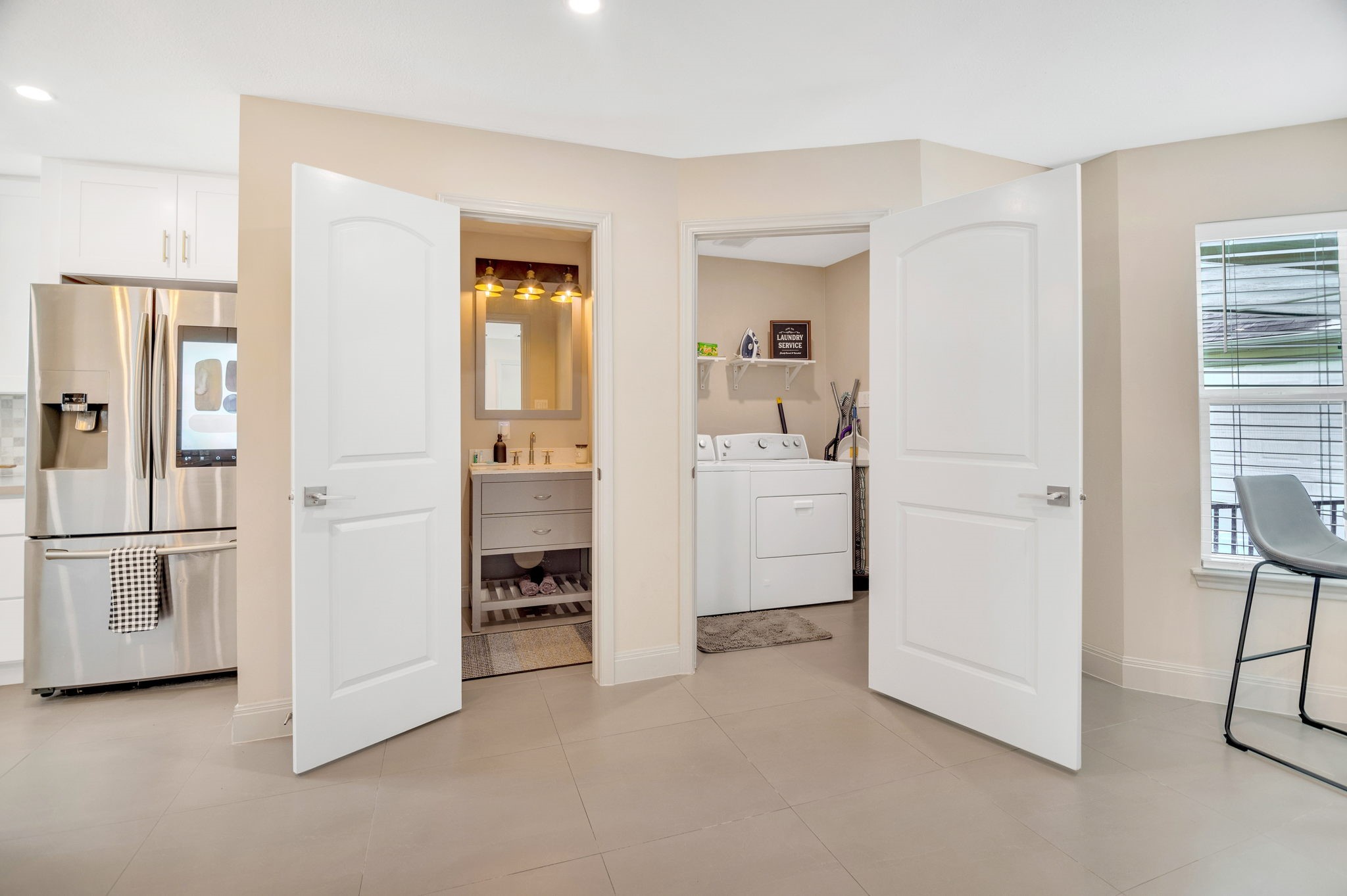 711 Abbotswood Court Property Photo 19