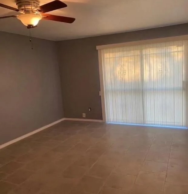 10902 Segrest Drive Property Photo 3