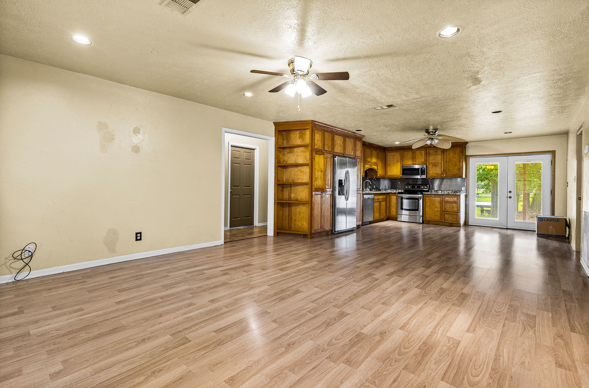 210 Kathy Lane Property Photo 8