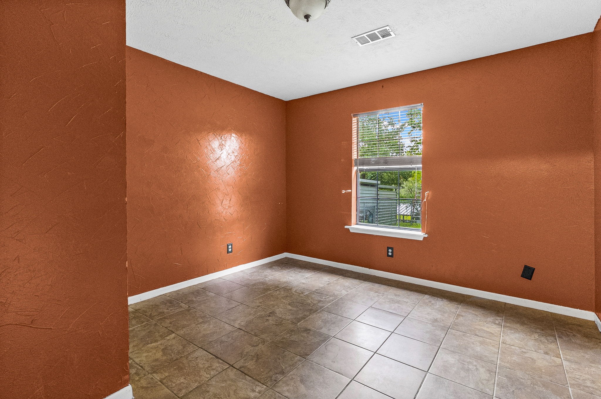 210 Kathy Lane Property Photo 12