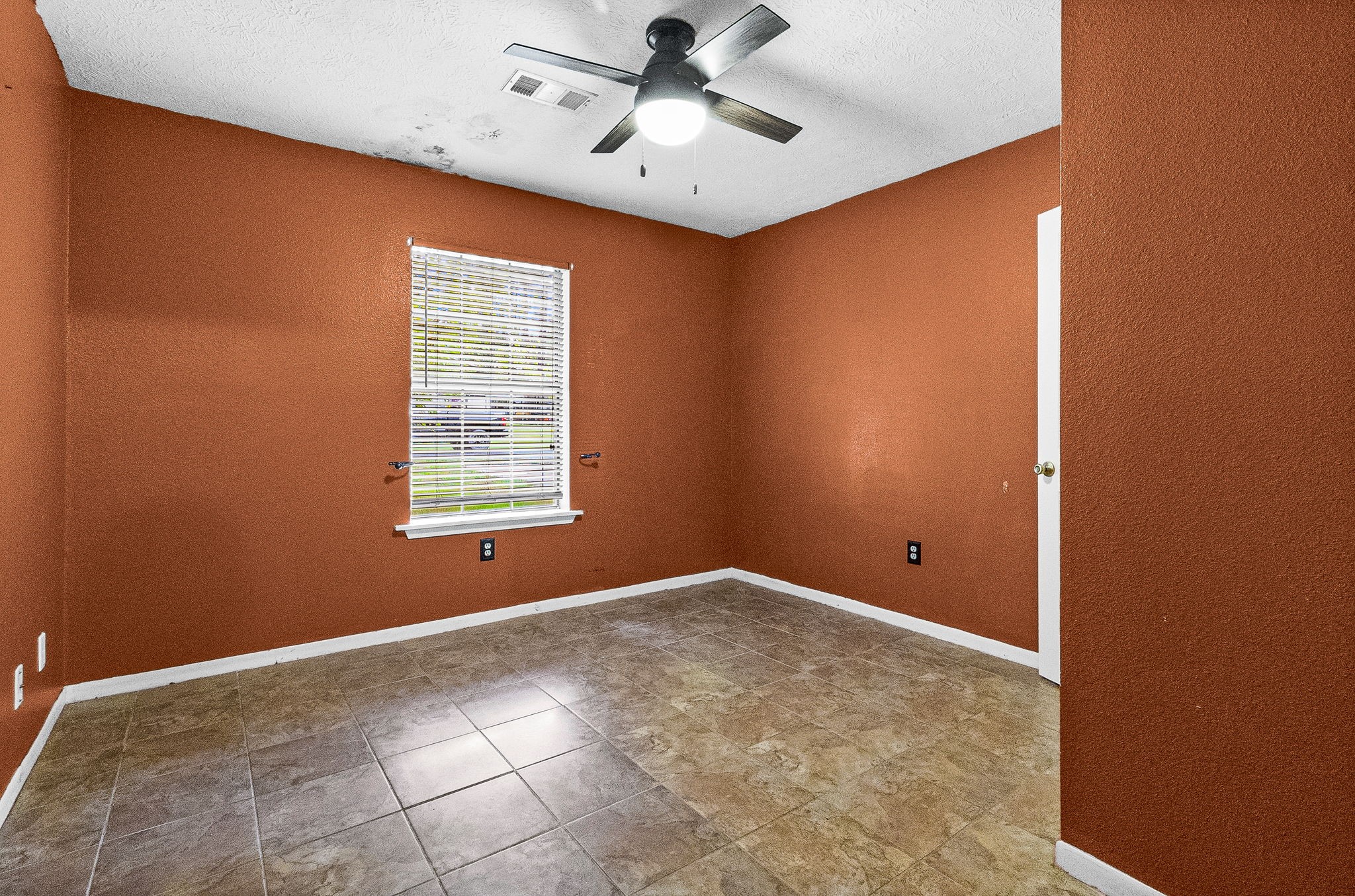 210 Kathy Lane Property Photo 13