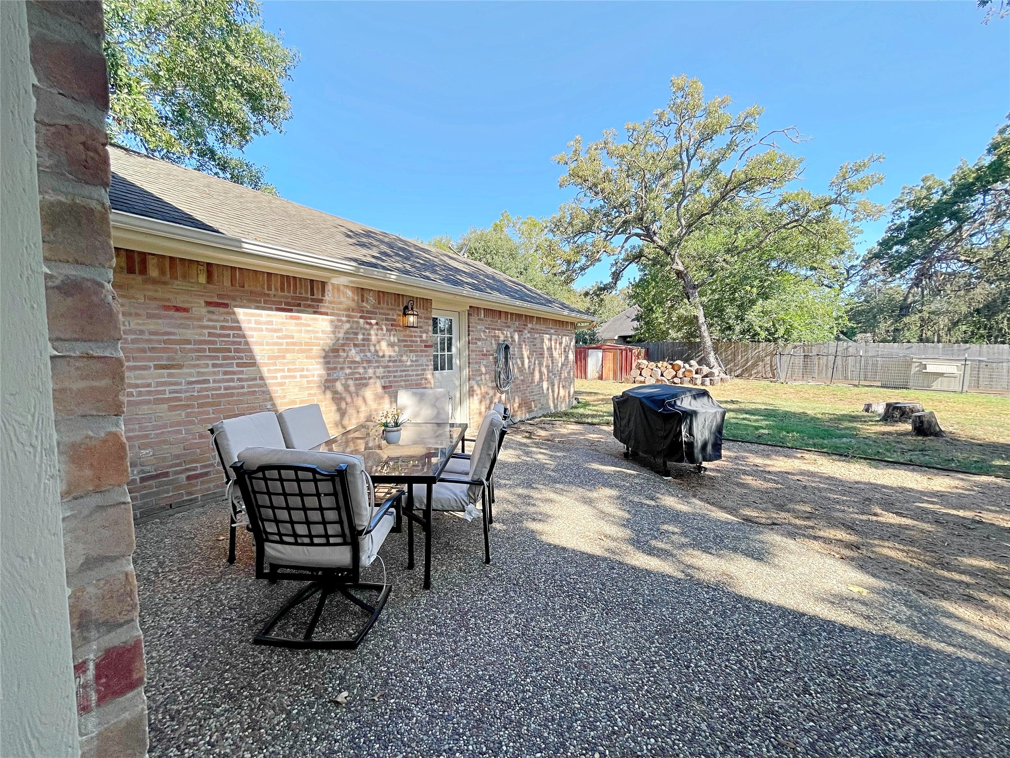 3000 Shadow Lawn Property Photo 28