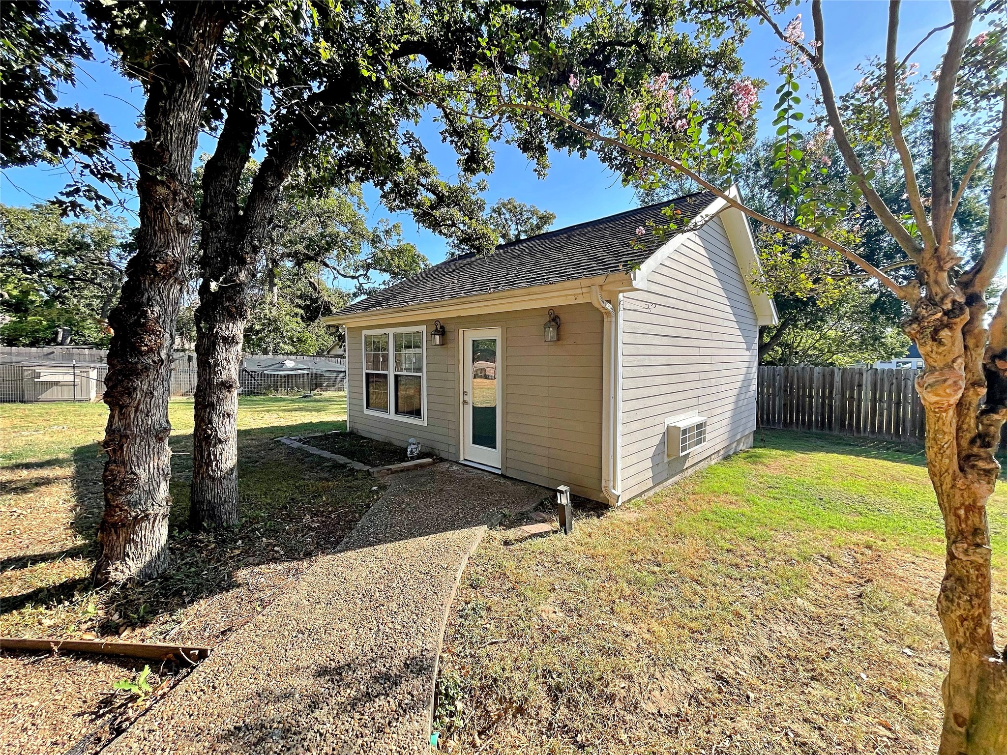 3000 Shadow Lawn Property Photo 31