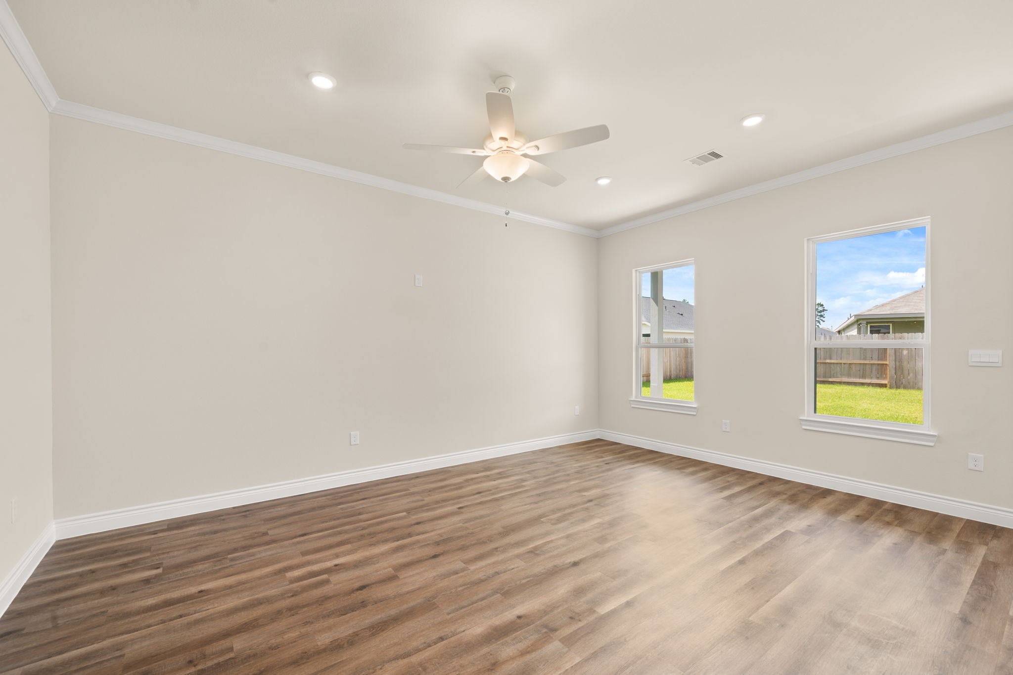 10320 Woodhill Spa Lane Property Photo 8