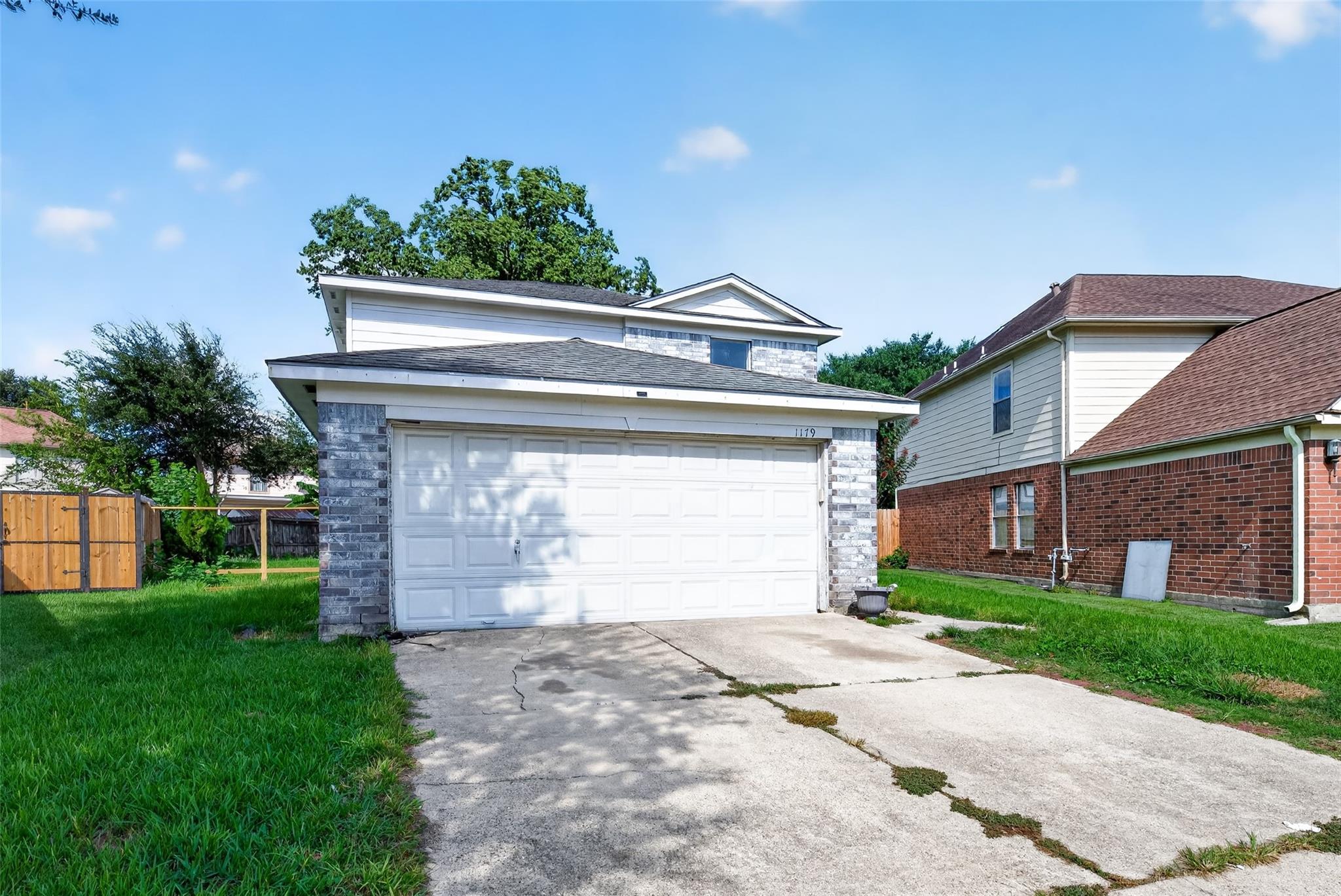 1179 Maclesby Ln Property Photo 3