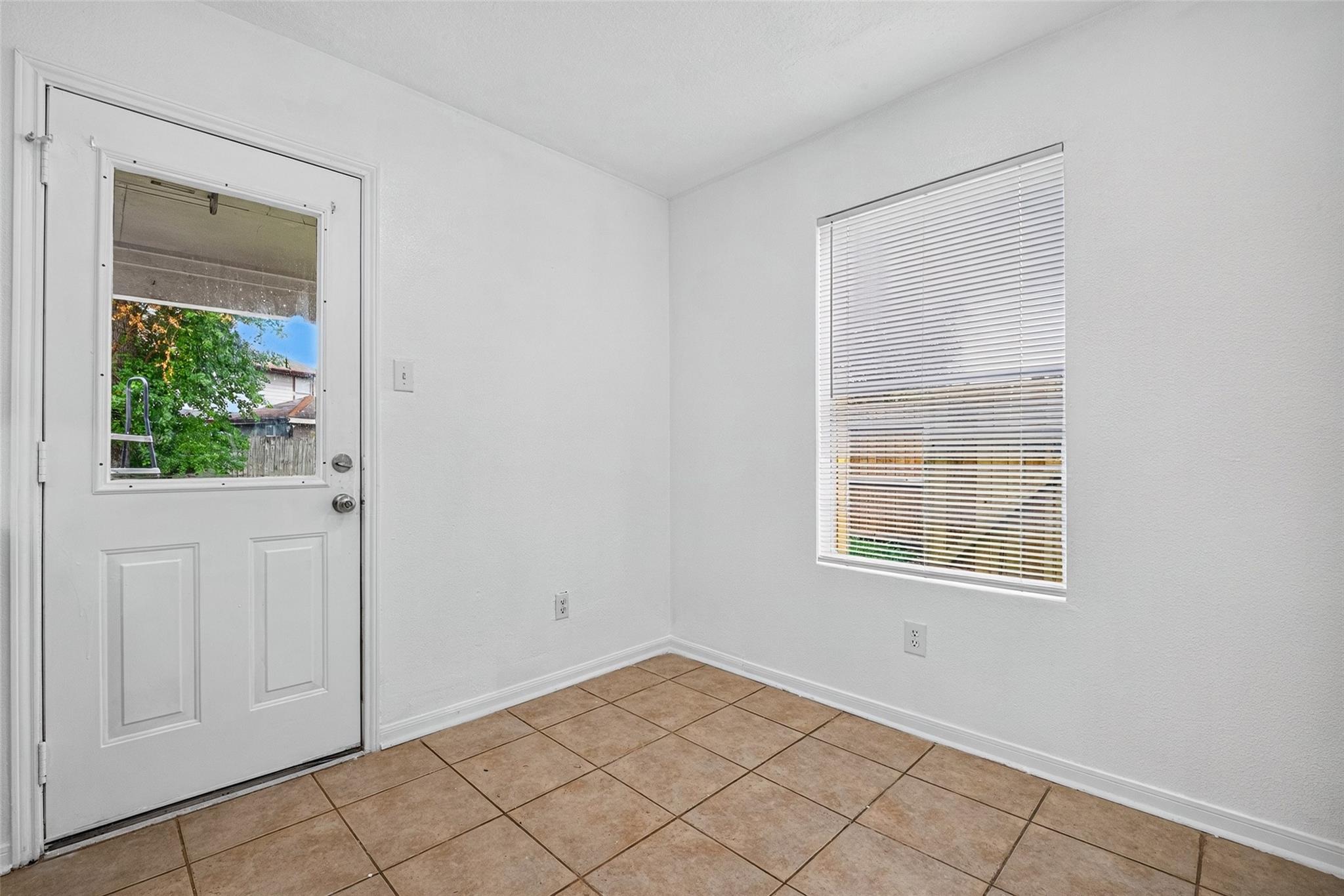 1179 Maclesby Ln Property Photo 10