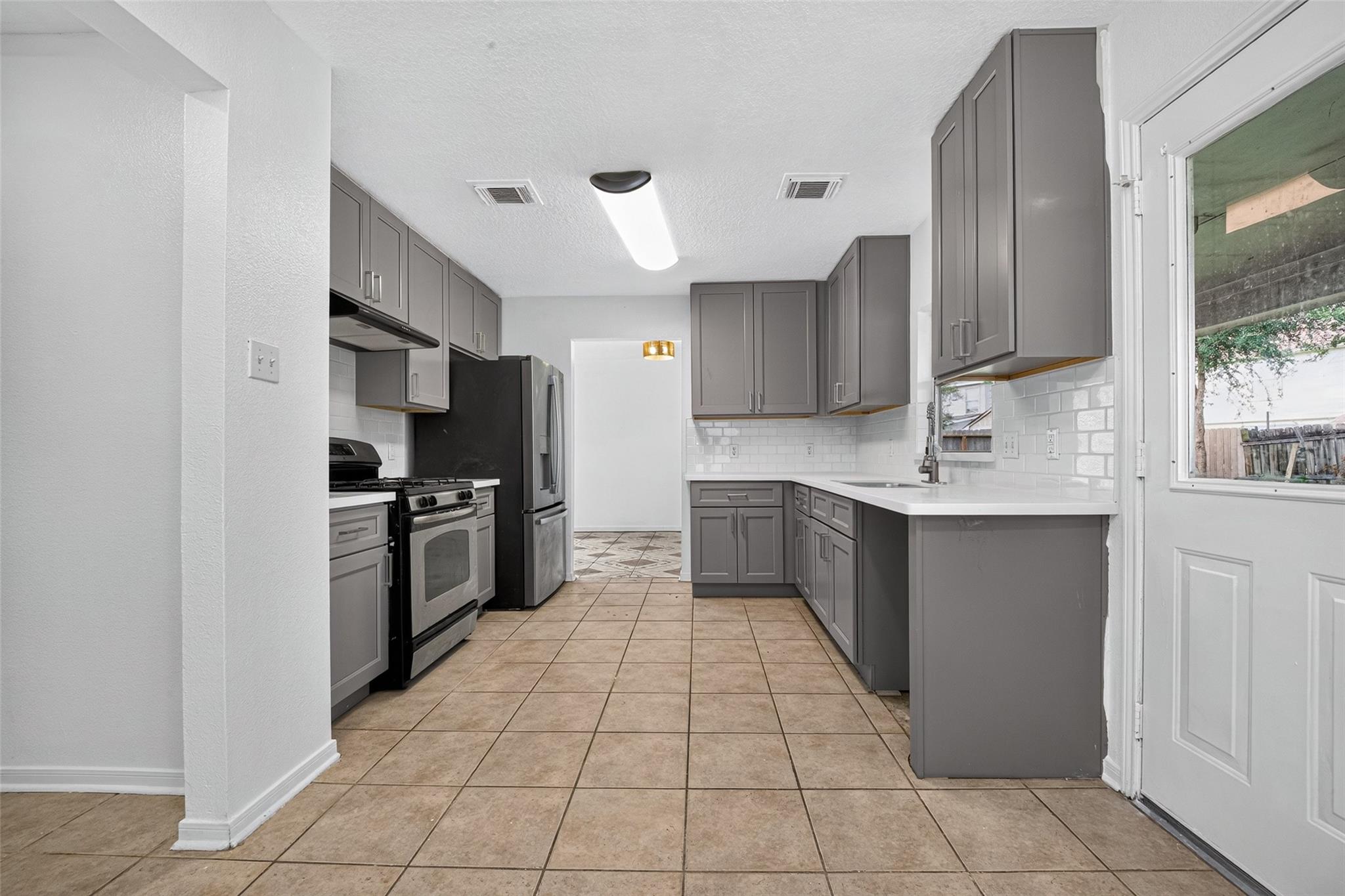 1179 Maclesby Ln Property Photo 13