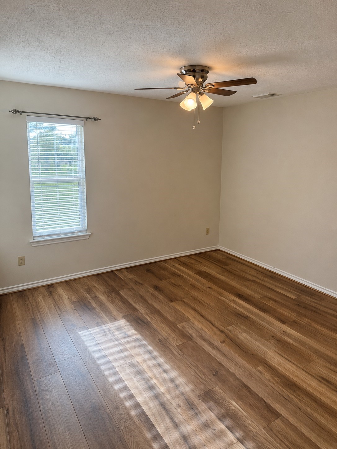 17787 Cr 330 Property Photo 23