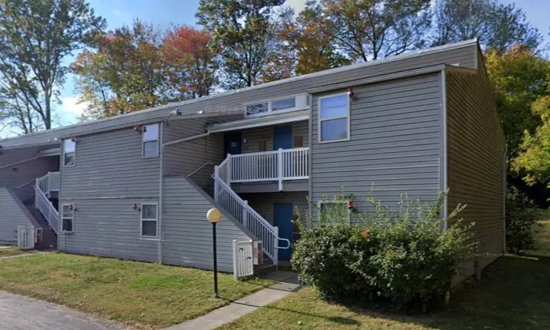 11 Se Cecilia Dr Property Photo 1