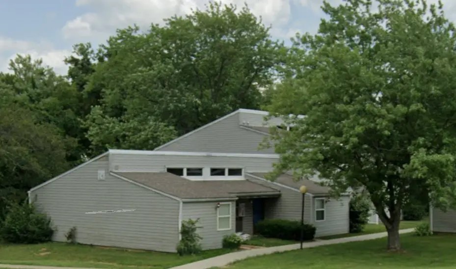 11 Se Cecilia Dr Property Photo 5