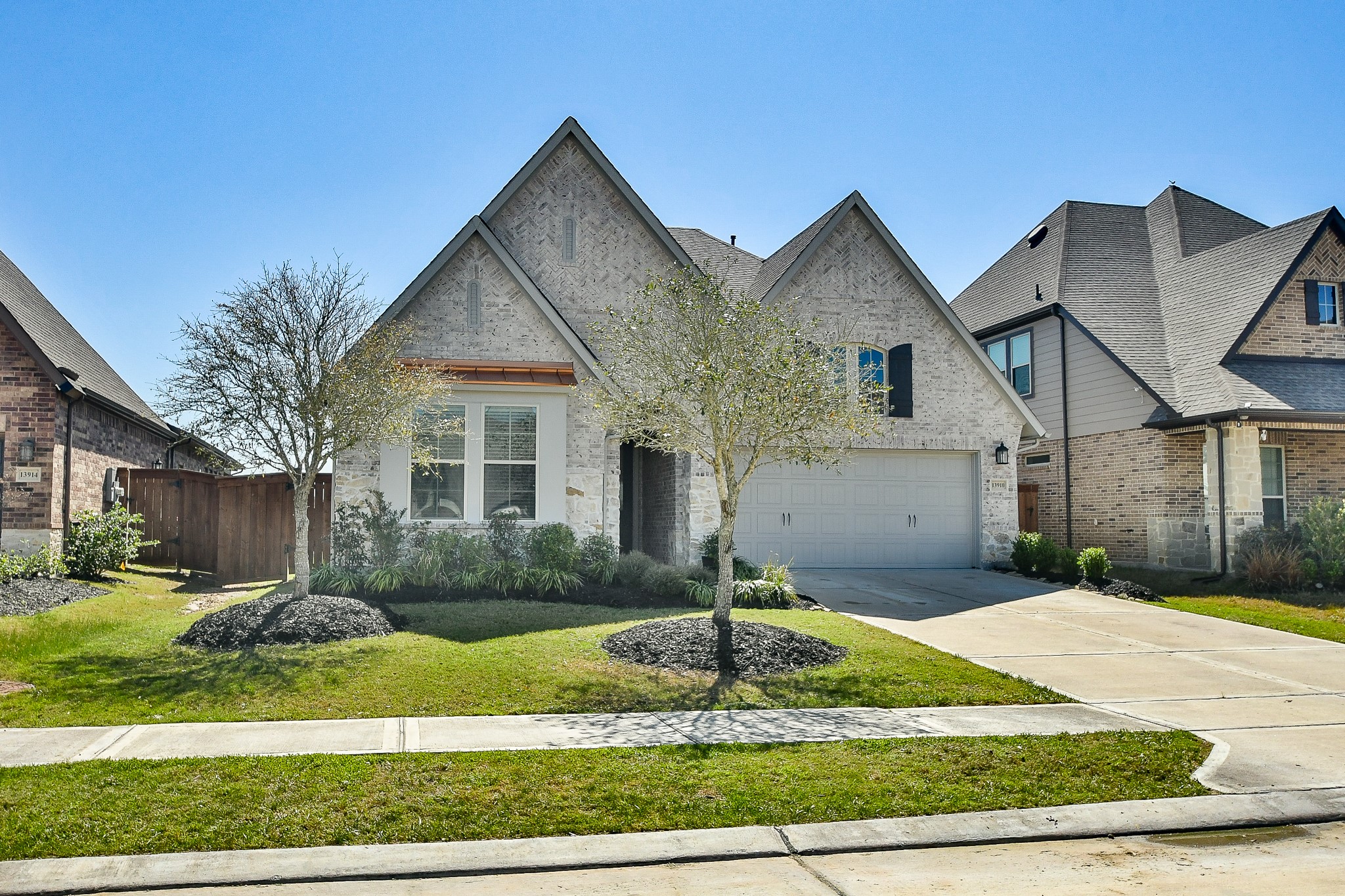 13910 Paseo De La Paz Place Property Photo 1