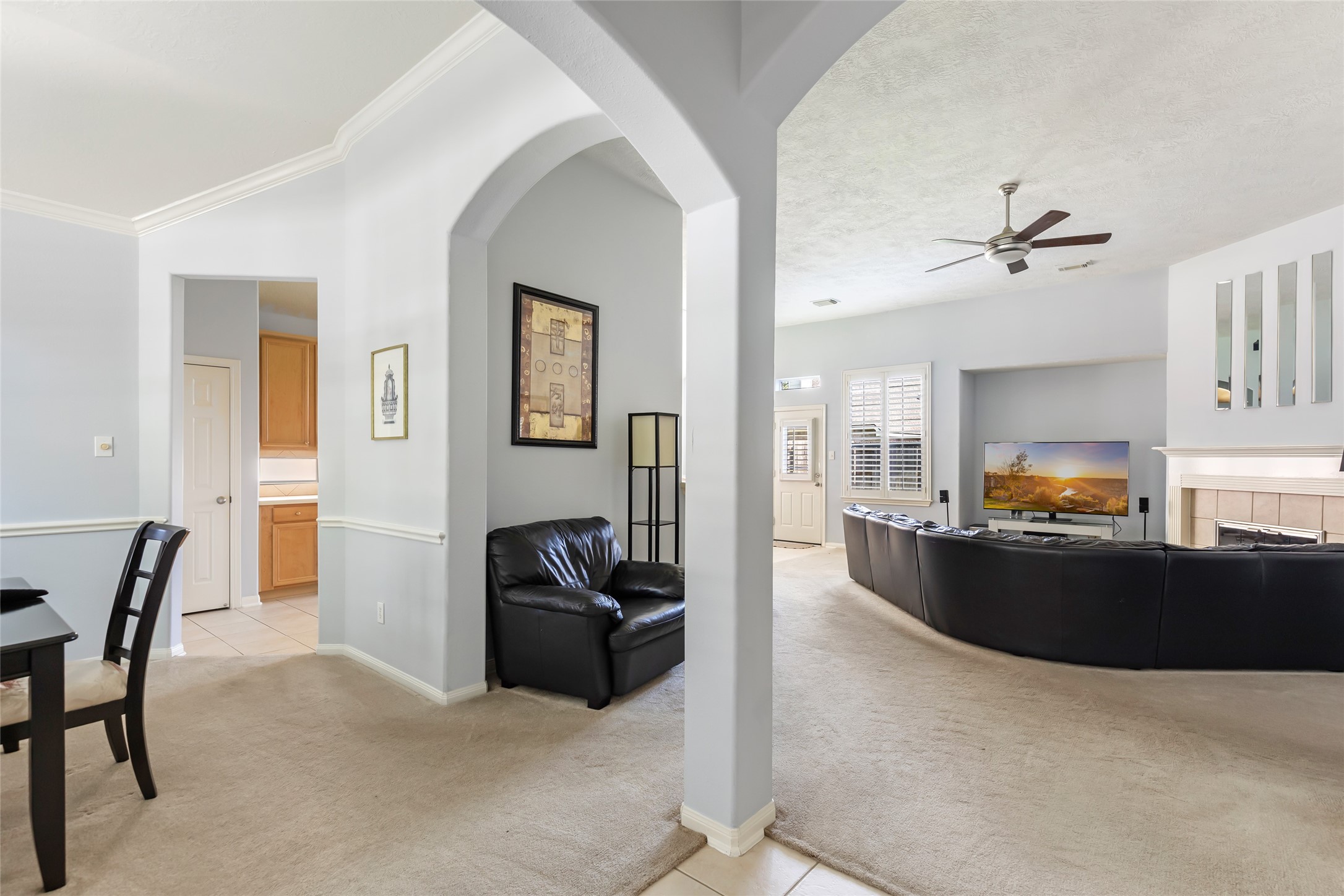 26924 Manor Falls Drive Property Photo 4