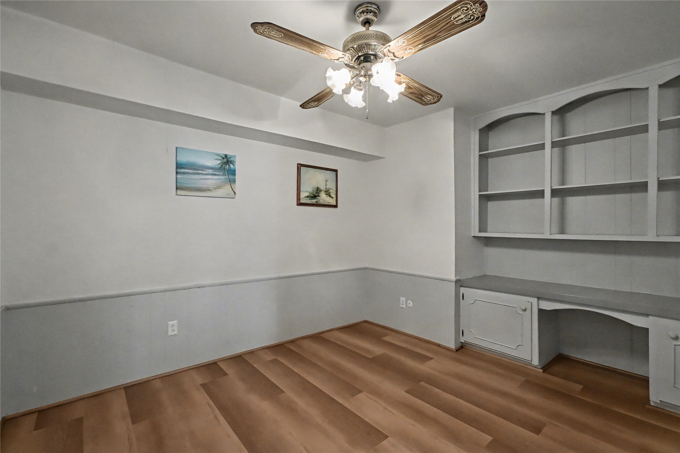 357 N Post Oak Lane 208 Property Photo 20