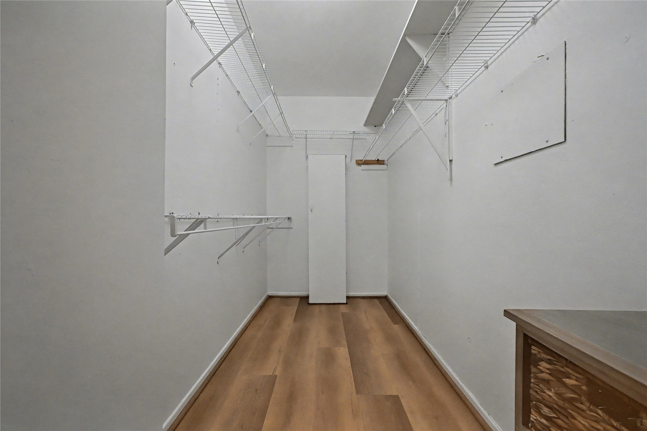 357 N Post Oak Lane 208 Property Photo 31