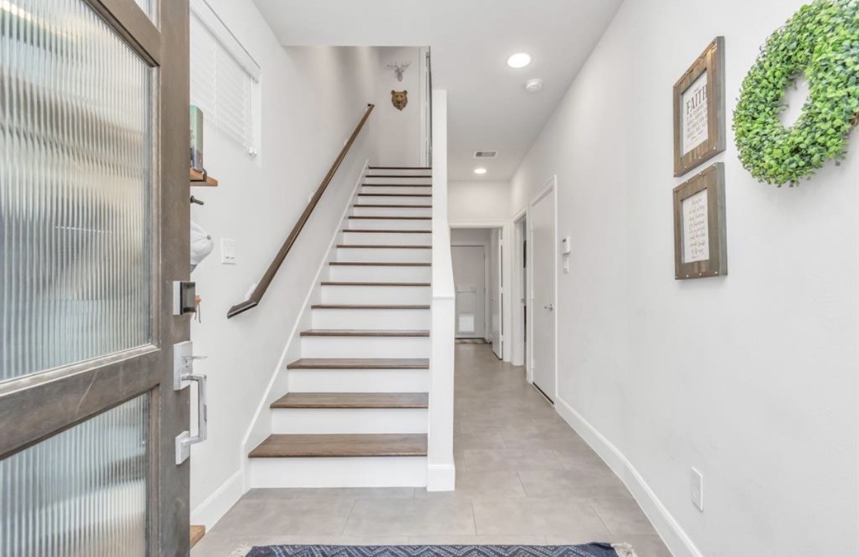 360 Eado Park Circle Property Photo 2
