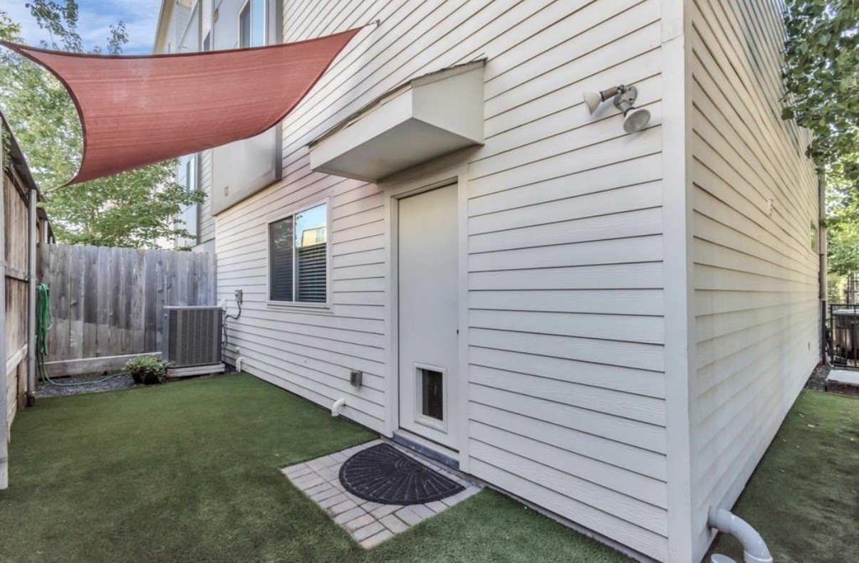 360 Eado Park Circle Property Photo 6