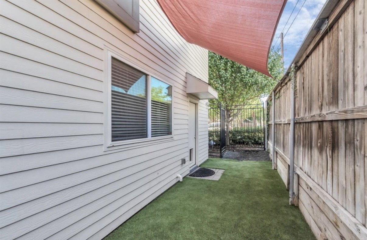 360 Eado Park Circle Property Photo 7