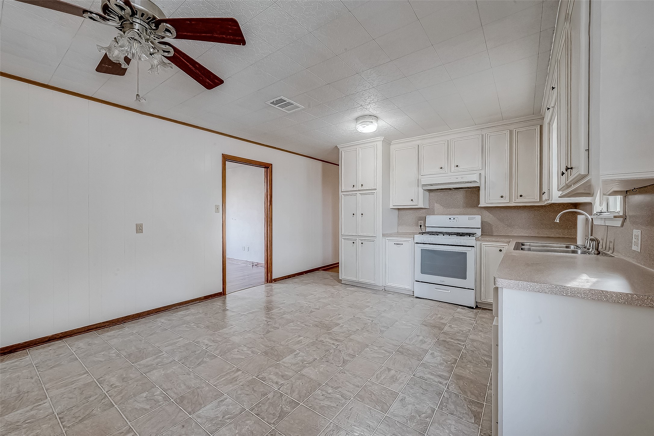 11426 Needville Fairchilds Road Property Photo 8
