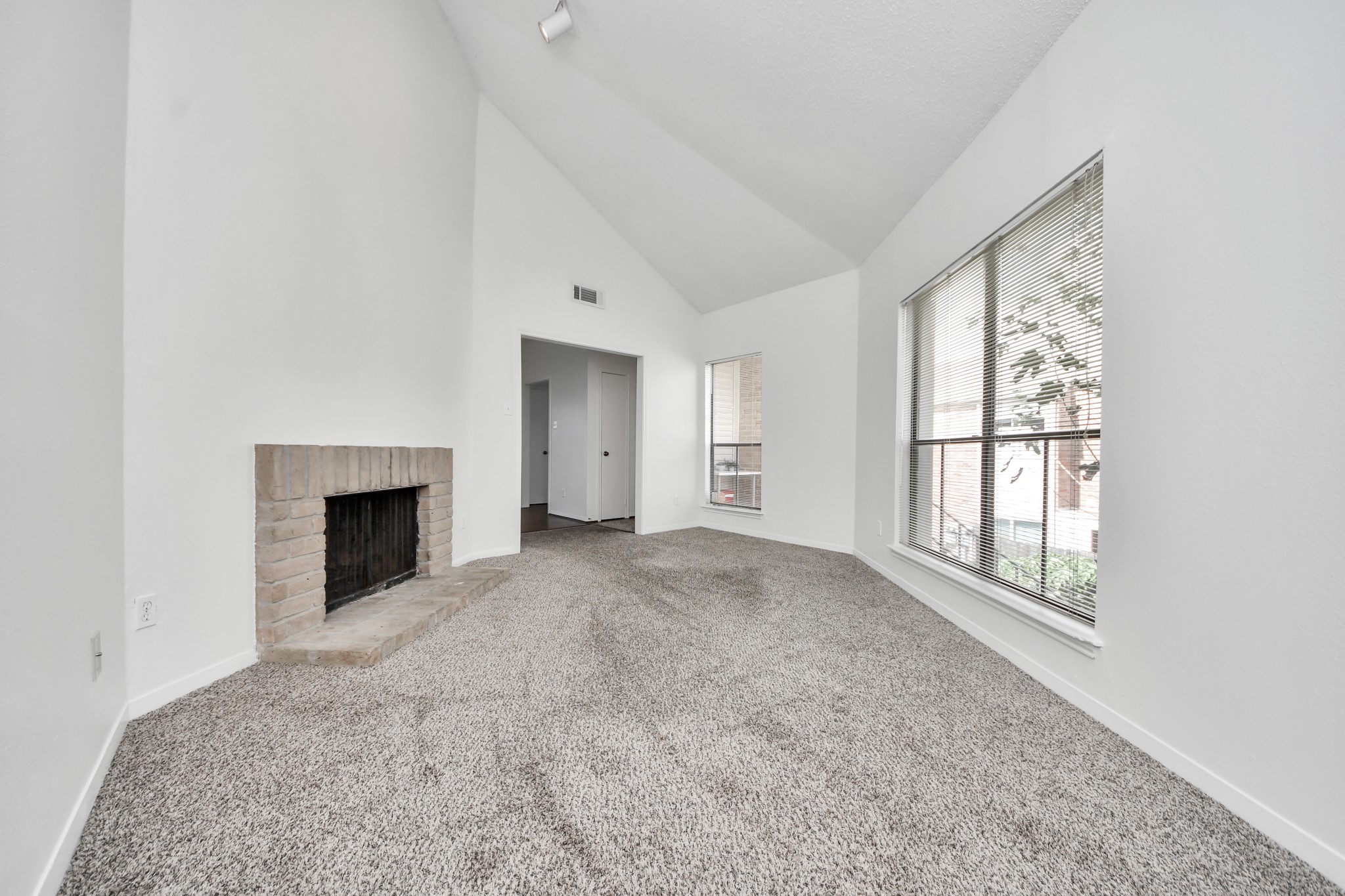 3708 Woodchase Drive 68 Property Photo 7