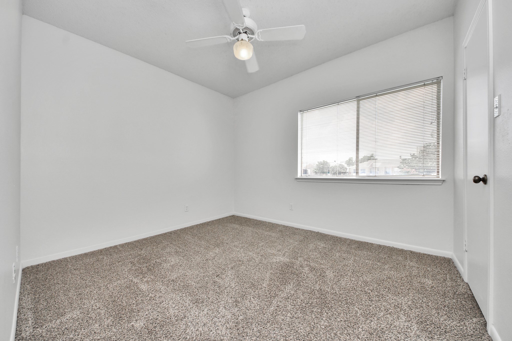 3708 Woodchase Drive 68 Property Photo 21