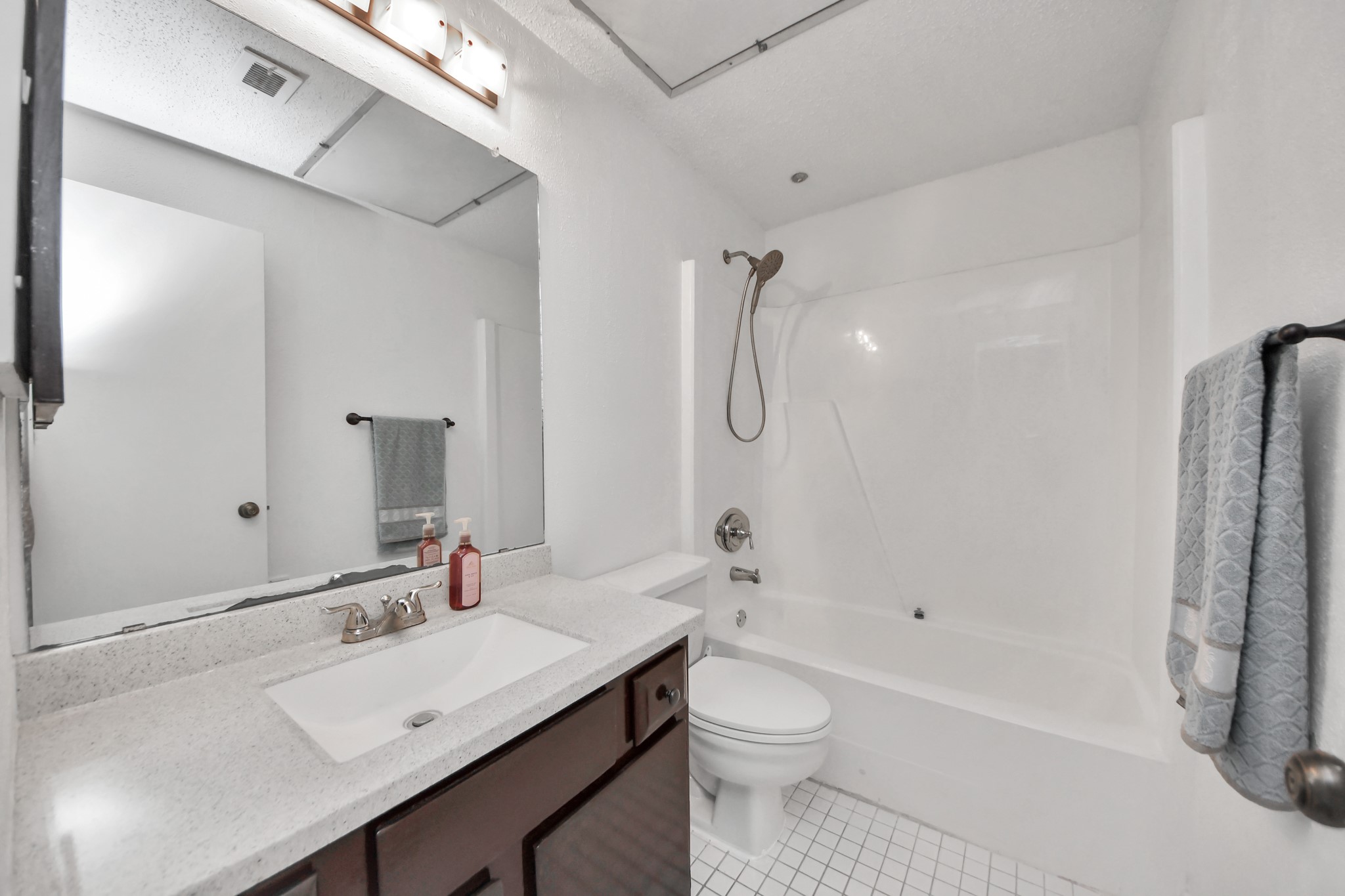 3708 Woodchase Drive 68 Property Photo 24