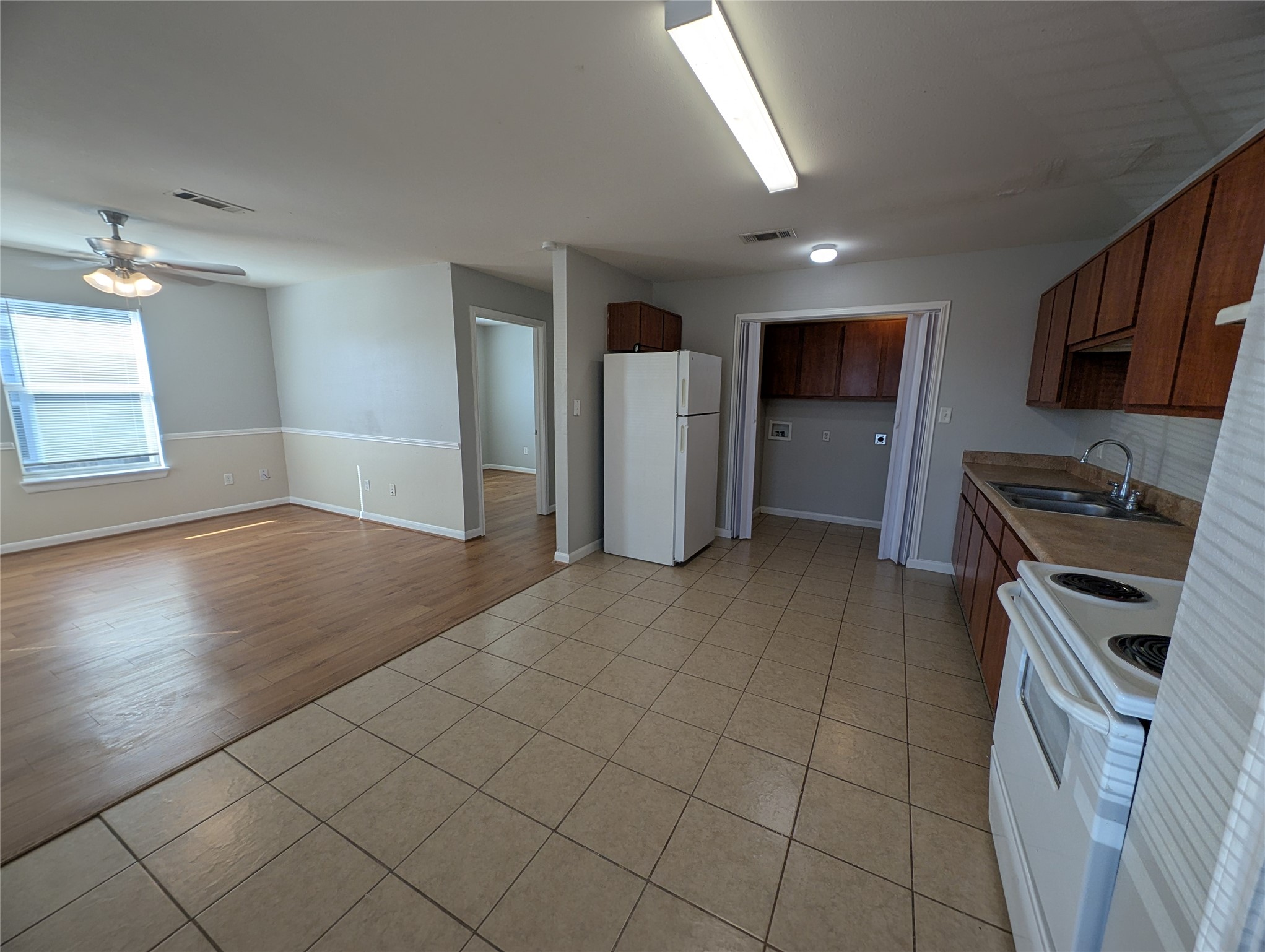 154 S Bend Court B Property Photo 3